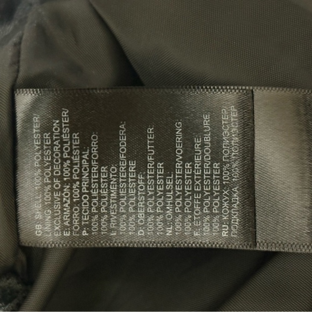 The North Face Resolve Jacket XS Yellow Gray Rain Jacket NWT - Picture 7 of 9